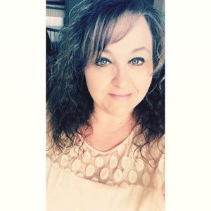 Meet your Posher, Daphne